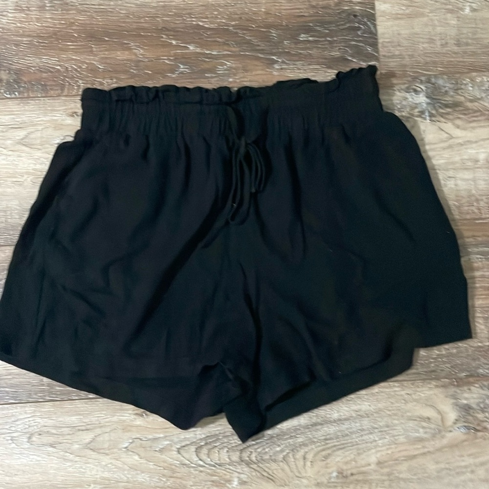 Black Shorts with Elastic Waist